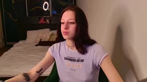 sextezi online show from May 12, 6:05 pm
