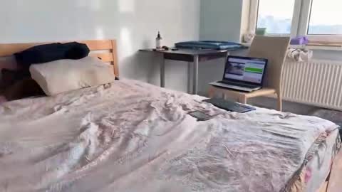 Snapshot of sextownsix chatting on October 20, 1:00 pm NIKKI KATE LIZA AND BOYS online show from October 20, 1:00 pm