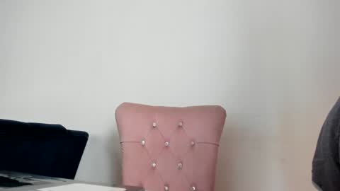 SARA    online show from October 5, 10:07 pm