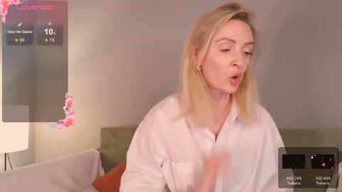 Snapshot of sexuallycorrect chatting on February 18, 4:48 pm Ray New video in bio online show from February 18, 4:48 pm