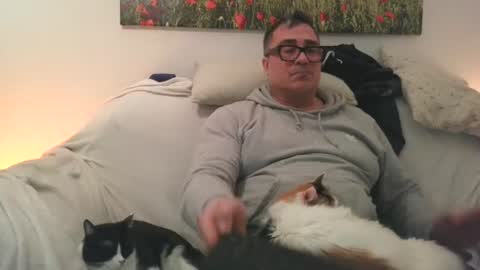 Sexurbation online show from November 26, 8:10 pm