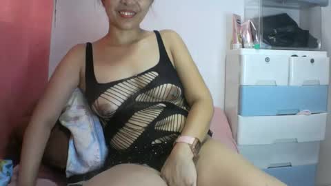 Snapshot of sexxiemegummi chatting on April 12, 1:32 am Megummi or Meg online show from April 12, 1:32 am
