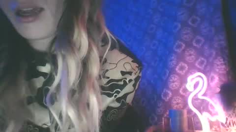 sexxileeah online show from December 20, 9:54 am