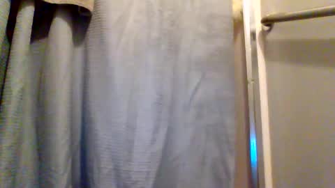 Leeah CloudZzz online show from March 8, 5:44 am