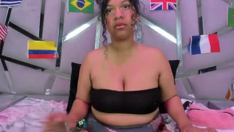 Snapshot of sexxtaty chatting on July 3, 2:34 pm Sexxtaty online show from July 3, 2:34 pm