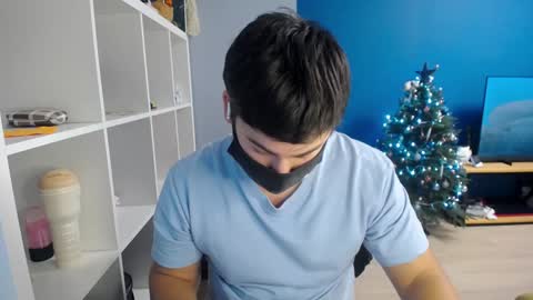 Tommy online show from January 14, 8:26 pm