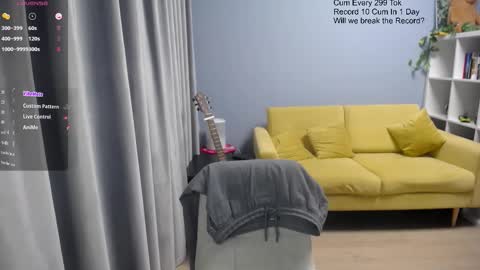 Snapshot of sexxxdickbig chatting on November 17, 2:23 pm Tommy online show from November 17, 2:23 pm