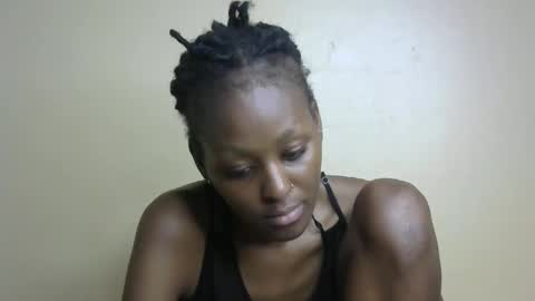 Snapshot of sexxy_bum23 chatting on February 11, 2:57 pm sexxy bum online show from February 11, 2:57 pm