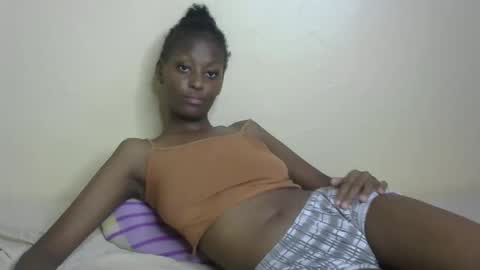 Snapshot of sexxy_bum23 chatting on February 12, 11:51 pm sexxy bum online show from February 12, 11:51 pm
