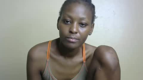 Snapshot of sexxy_bum23 chatting on February 18, 3:53 am sexxy bum online show from February 18, 3:53 am