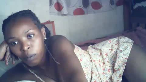 sexxy_curvy23 online show from January 17, 6:33 pm