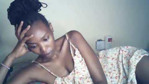 sexxy_curvy23 online show from May 4, 3:57 am