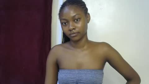 Snapshot of sexxy_divaa chatting on April 17, 9:45 am vicky online show from April 17, 9:45 am