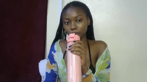 Snapshot of sexxy_divaa chatting on April 18, 7:58 pm vicky online show from April 18, 7:58 pm