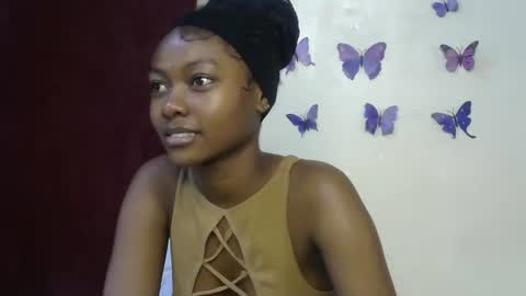 Snapshot of sexxy_divaa chatting on April 29, 5:30 pm vicky online show from April 29, 5:30 pm