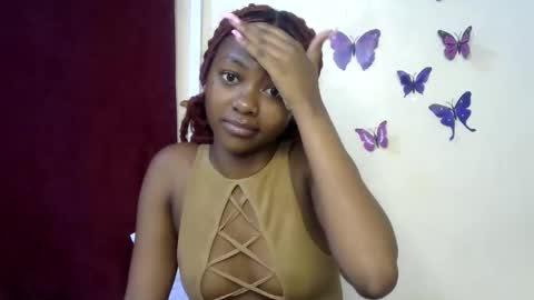 Snapshot of sexxy_divaa chatting on May 26, 7:26 am vicky online show from May 26, 7:26 am