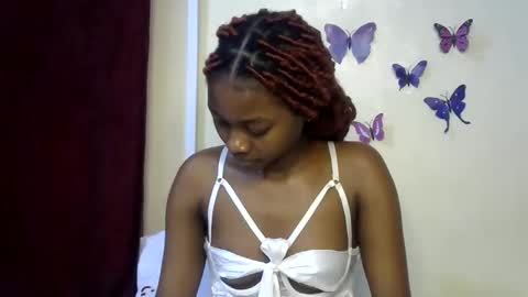 Snapshot of sexxy_divaa chatting on June 1, 6:15 am vicky online show from June 1, 6:15 am