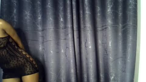 Snapshot of sexxy_divaa chatting on July 1, 5:23 pm vicky online show from July 1, 5:23 pm