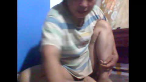 sexxy_love2k online show from September 13, 11:59 pm