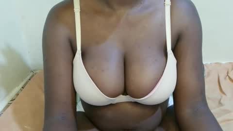 sexxy_maya1 online show from May 6, 7:08 pm