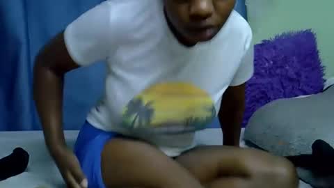 Snapshot of sexxybuttie chatting on April 22, 3:02 pm African Queen online show from April 22, 3:02 pm