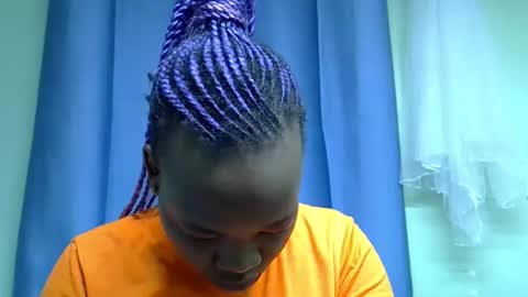 Snapshot of sexxybuttie chatting on April 24, 12:35 am African Queen online show from April 24, 12:35 am