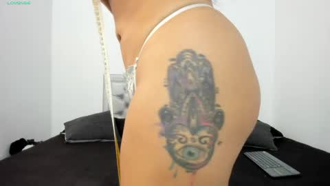 sexxylatincouple1 online show from May 14, 9:49 am