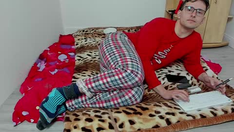 Snapshot of sexxymuscles4u chatting on January 2, 9:22 am Sexxymuscles4U online show from January 2, 9:22 am