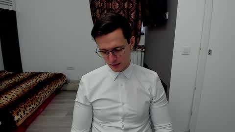 Snapshot of sexxymuscles4u chatting on January 29, 6:22 am Sexxymuscles4U online show from January 29, 6:22 am