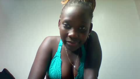 Snapshot of sexxyvajaina chatting on January 27, 10:49 pm sexxyvajaina online show from January 27, 10:49 pm