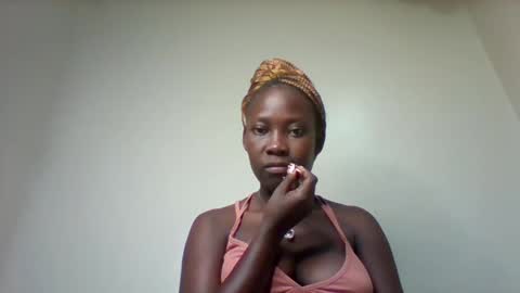 Snapshot of sexxyvajaina chatting on February 4, 10:10 am sexxyvajaina online show from February 4, 10:10 am