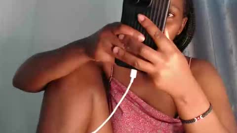 Snapshot of sexxywider_ebony chatting on October 24, 7:16 am sexxywide ebony online show from October 24, 7:16 am