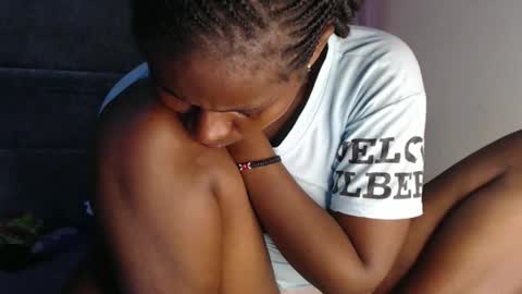 Snapshot of sexxywider_ebony chatting on October 31, 10:16 am sexxywide ebony online show from October 31, 10:16 am