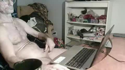 Snapshot of sexy0062 chatting on January 12, 4:39 am sexy0062 online show from January 12, 4:39 am