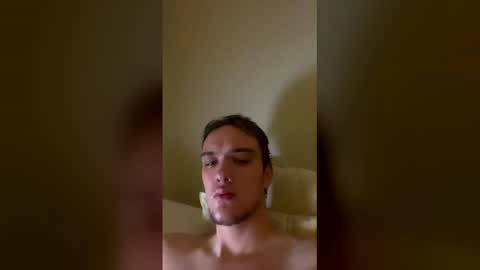 sexy430905 online show from May 18, 9:48 am