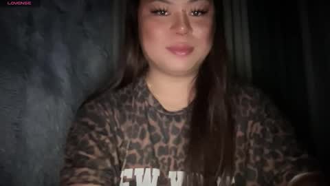 Snapshot of sexy_and_iknewit chatting on March 10, 9:36 am BREANNA online show from March 10, 9:36 am