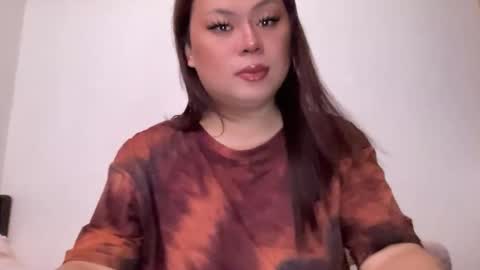 BREANNA online show from May 3, 4:51 am
