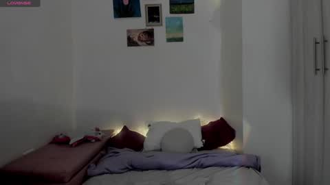 Lucy  Annyy online show from March 18, 8:45 pm