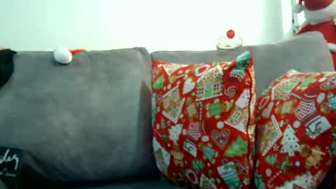 Snapshot of sexy_angelin4 chatting on December 12, 8:21 pm Angelina Spencer online show from December 12, 8:21 pm