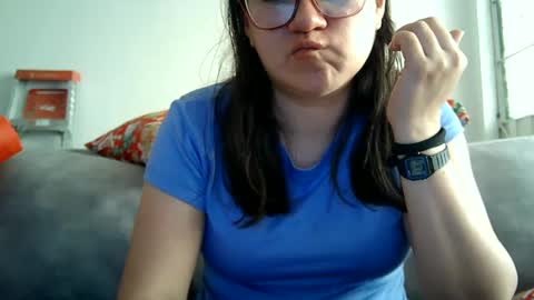 Snapshot of sexy_angelin4 chatting on December 17, 7:37 pm Angelina Spencer online show from December 17, 7:37 pm