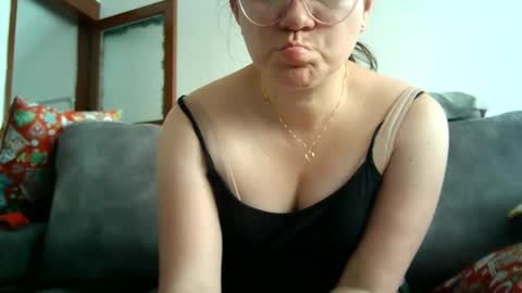 Snapshot of sexy_angelin4 chatting on January 8, 6:41 pm Angelina Spencer online show from January 8, 6:41 pm