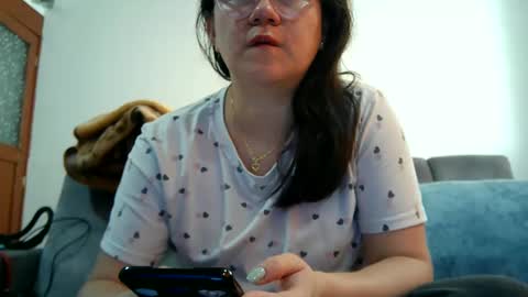 Snapshot of sexy_angelin4 chatting on January 14, 8:37 pm Angelina Spencer online show from January 14, 8:37 pm