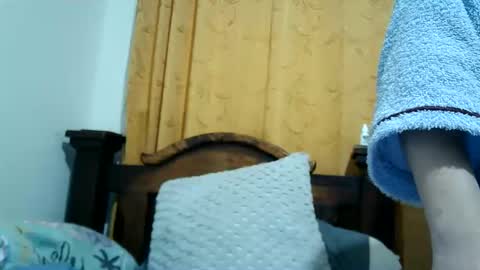 Snapshot of sexy_angelin4 chatting on January 18, 2:25 am Angelina Spencer online show from January 18, 2:25 am