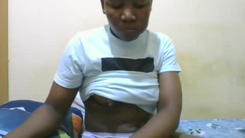 Snapshot of sexy_ariana90 chatting on September 22, 9:44 am Reshia online show from September 22, 9:44 am