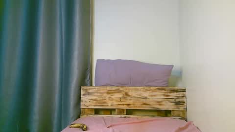 Snapshot of sexy_ariana_2 chatting on January 9, 5:48 pm Ariana online show from January 9, 5:48 pm