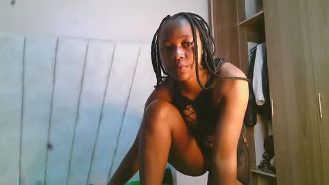 Snapshot of sexy_ariana_2 chatting on February 1, 7:18 am Ariana online show from February 1, 7:18 am