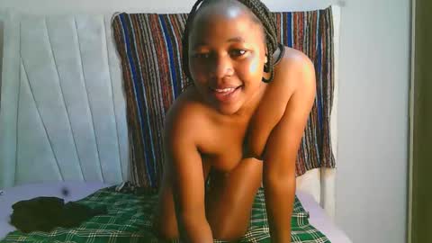 Snapshot of sexy_ariana_2 chatting on February 4, 8:31 am Ariana online show from February 4, 8:31 am