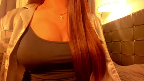 Snapshot of sexy_asian_sandy chatting on March 22, 5:44 am sandy online show from March 22, 5:44 am