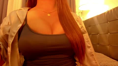 Snapshot of sexy_asian_sandy chatting on March 26, 10:43 am sandy online show from March 26, 10:43 am