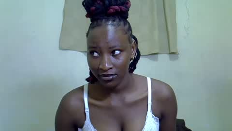 Snapshot of sexy_aureal chatting on July 19, 5:16 pm sexy_aureal online show from July 19, 5:16 pm